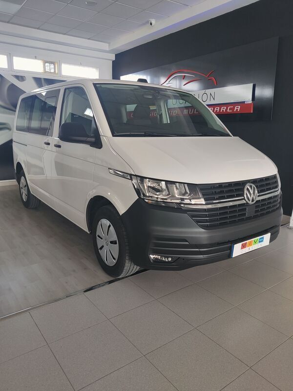 Blanco Usado 2024 VW Caravelle Monovolumen | 39.900 € (Precio justo) - Imagen 1/4
