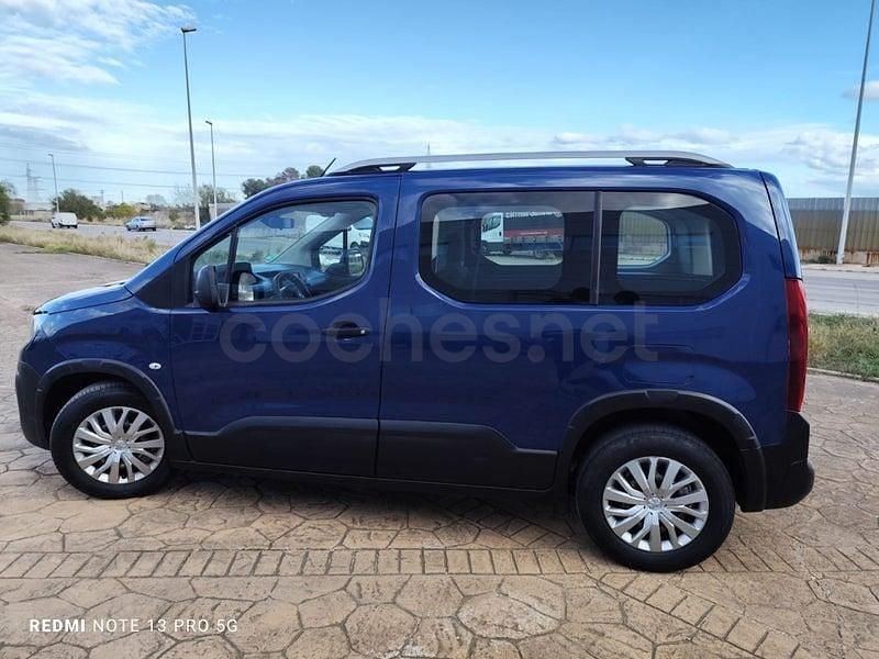 Usado Peugeot Rifter Access 100 CV (73 kW) 2019 Azul Monovolumen