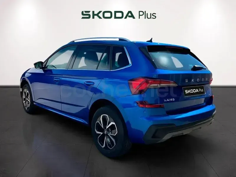 Usado Skoda Kamiq Selection 115 CV (84 kW) 2025 Azul SUV