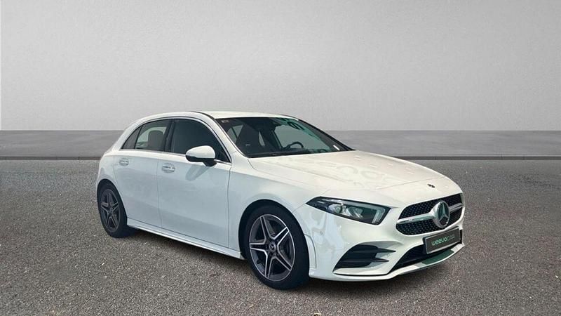Usado Mercedes A180 116 CV (85 kW) 2019 Blanco