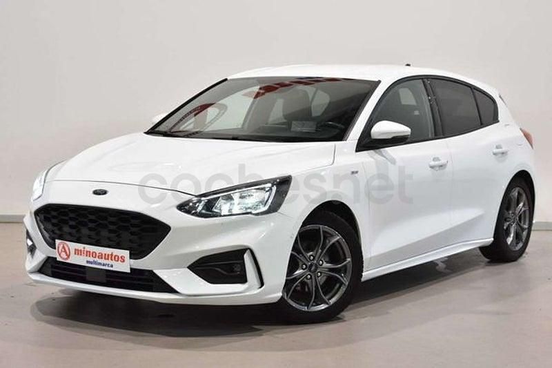 Usado Ford Focus ST-Line 126 CV (92 kW) 2021 Blanco Utilitario