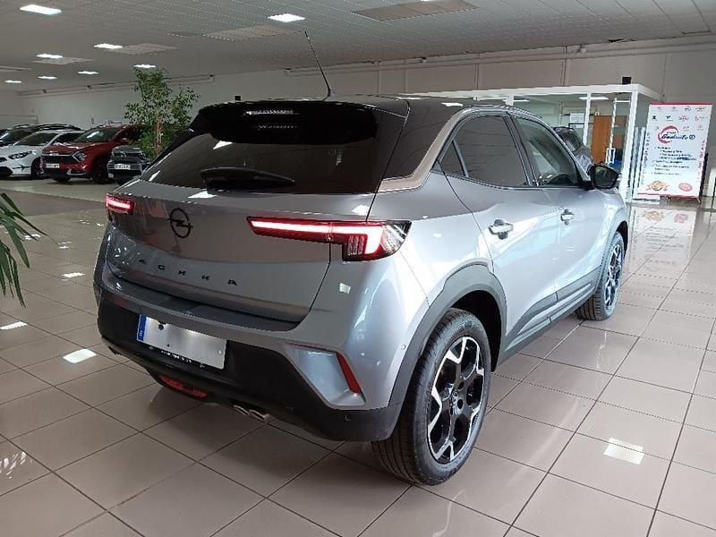 Usado Opel Mokka Ultimate 130 CV (95 kW) 2024 Otro SUV