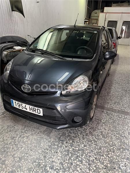 Negro Usado 2013 Toyota Aygo Live Utilitario | 6200 € (Precio justo) - Imagen 1/4