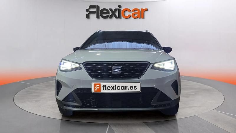 Usado Seat Arona FR 150 CV (110 kW) 2023 Blanco SUV