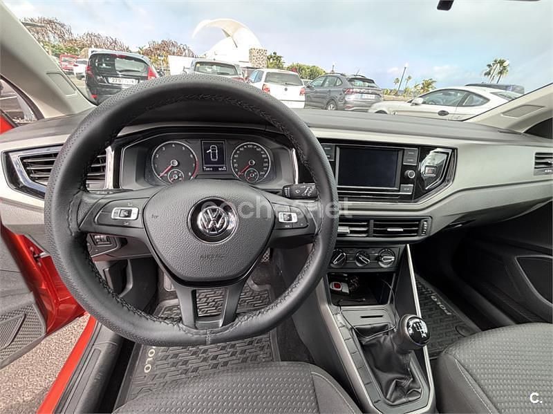 Usado VW Polo Sportline 95 CV (69 kW) 2018 Naranja Utilitario