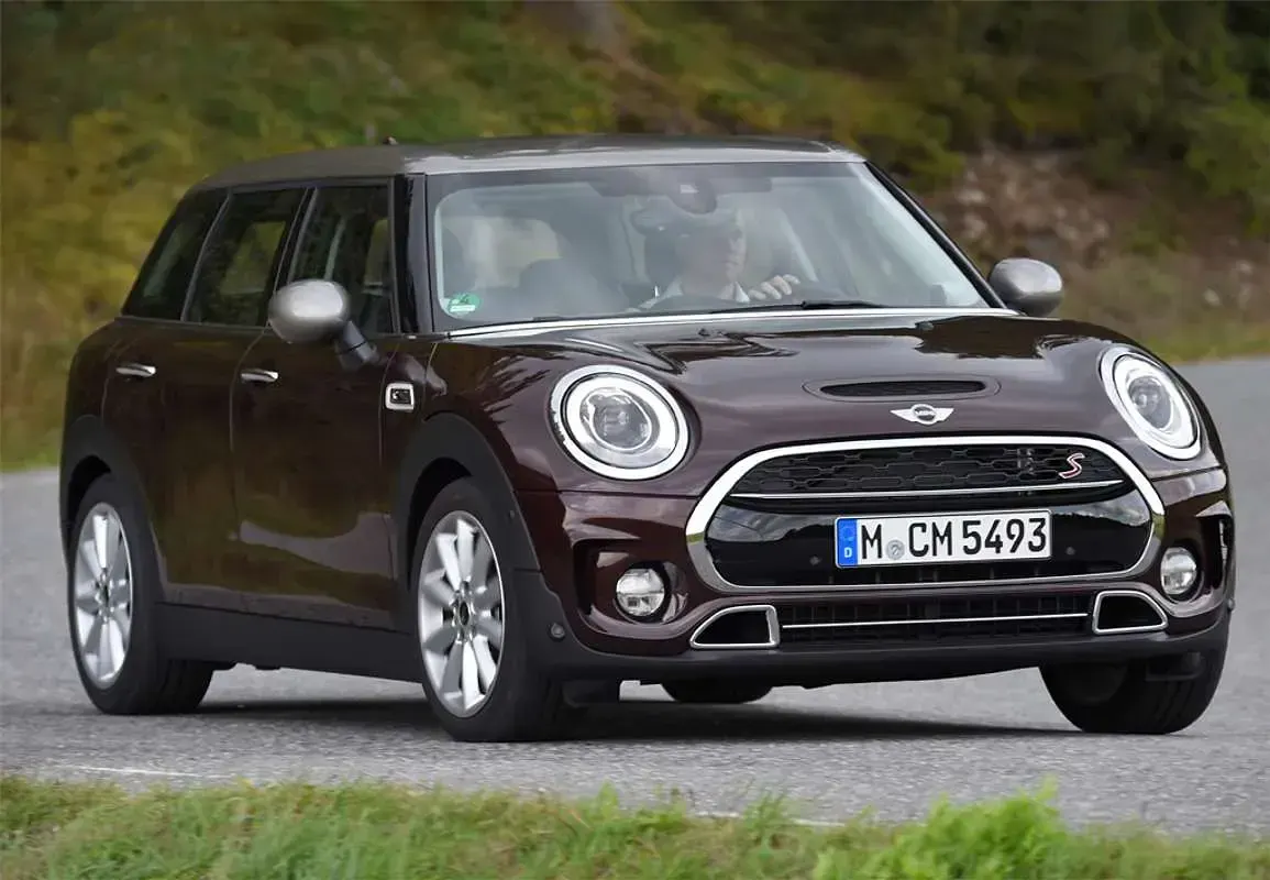 Usado Mini Cooper Clubman 136 CV (100 kW) 2017 Azul Familiar