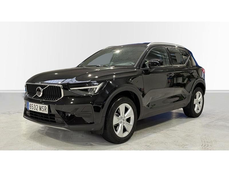 Negro Usado 2024 Volvo XC40 Core SUV | 34.900 € (Precio justo) - Imagen 1/4