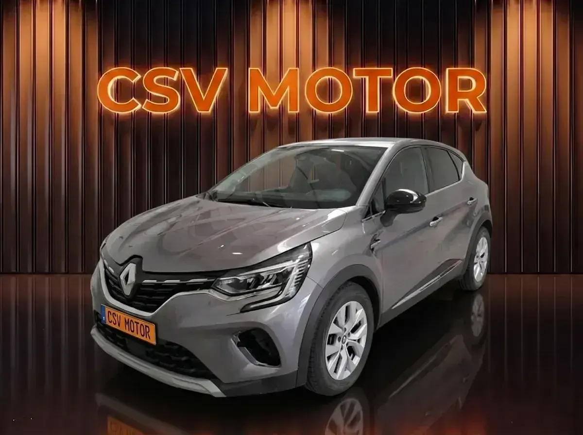 Usado Renault Captur Intens 145 CV (106 kW) 2022 Gris SUV
