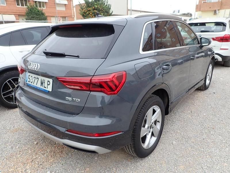 Usado Audi Q3 Advanced Plus 150 CV (110 kW) 2023 Gris / plata SUV