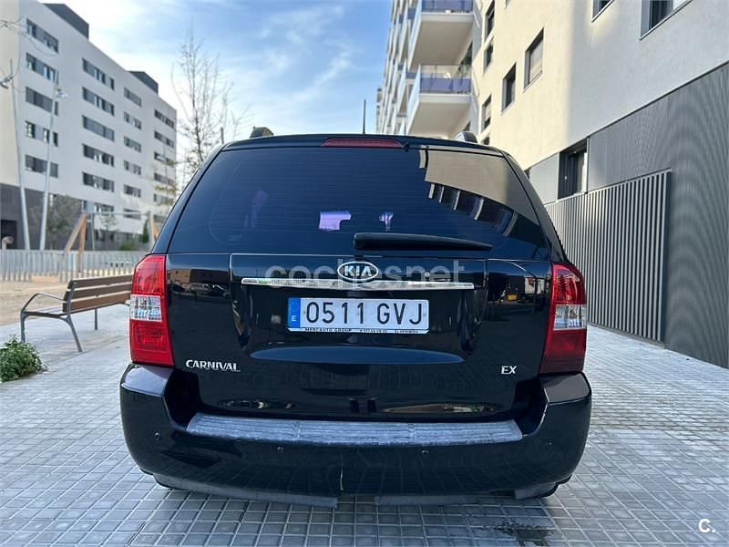 Usado Kia Carnival 185 CV (136 kW) 2010 Negro Monovolumen