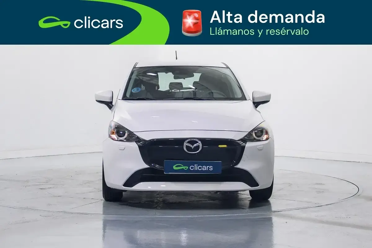 Usado Mazda 2 Center-Line 90 CV (66 kW) 2024 Blanco Utilitario