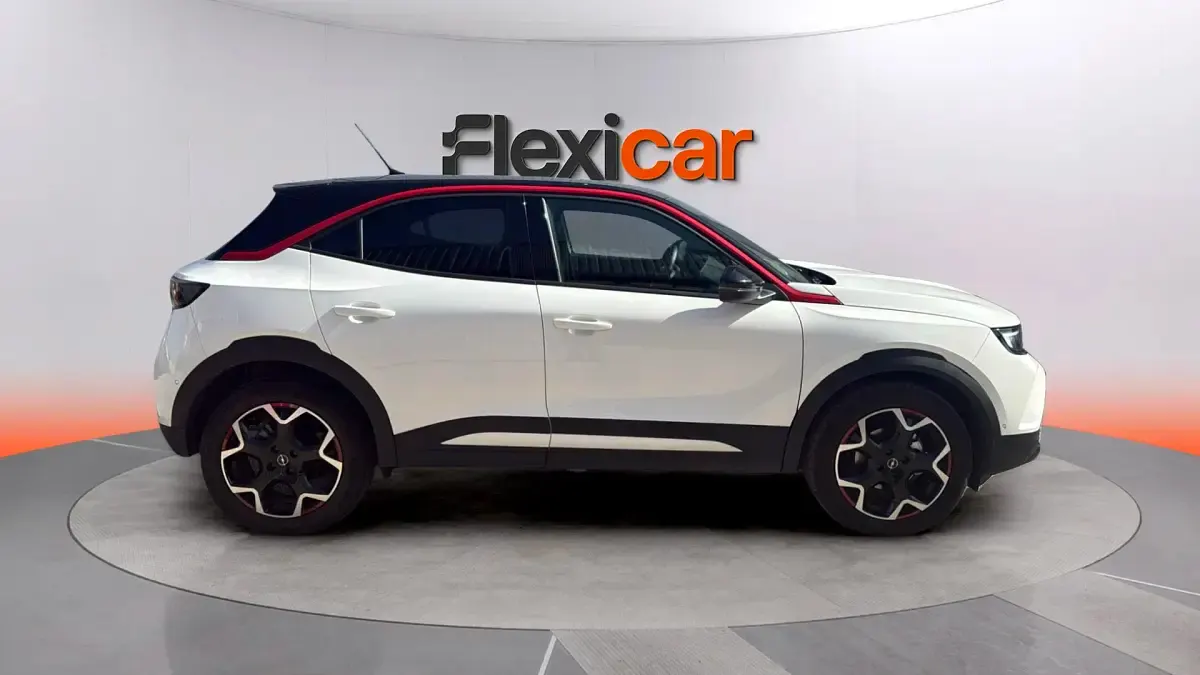 Usado Opel Mokka 101 CV (74 kW) 2024 Blanco SUV