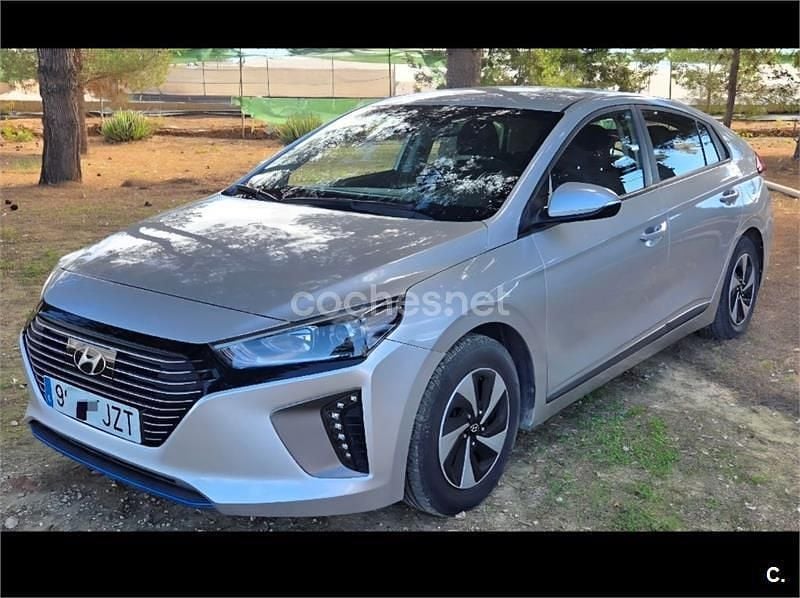 Gris / plata Usado 2017 Hyundai Ioniq Utilitario | 15.950 € (Precio justo) - Imagen 1/4