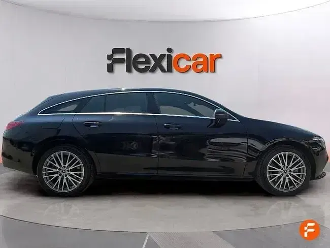 Usado Mercedes CLA250e Shooting Brake 218 CV (160 kW) 2023 Negro Familiar