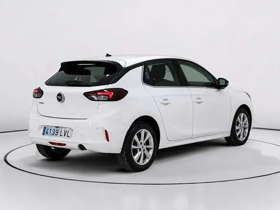 Usado Opel Corsa Elegance 101 CV (74 kW) 2022 Blanco Utilitario