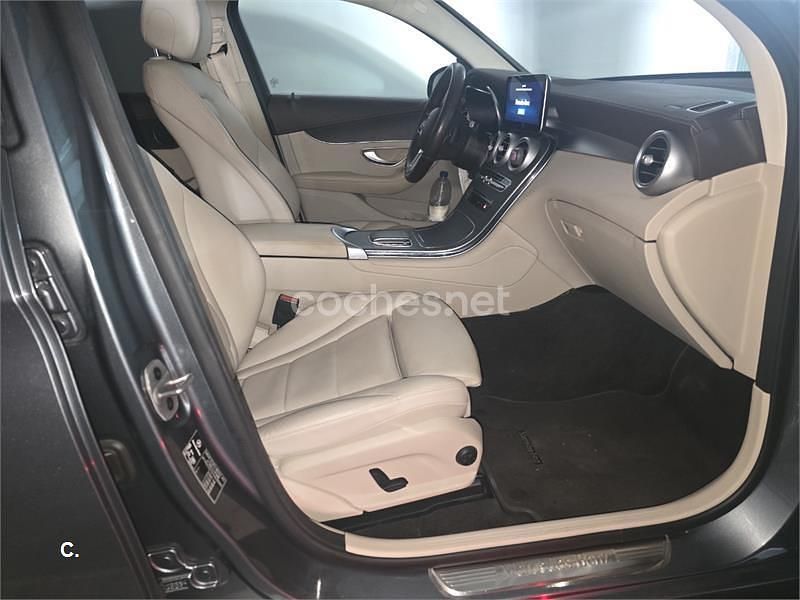 Usado Mercedes GLC220 194 CV (142 kW) 2022 Gris / plata SUV