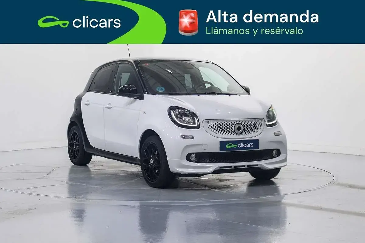 Usado Smart ForFour Passion 90 CV (66 kW) 2019 Blanco Utilitario
