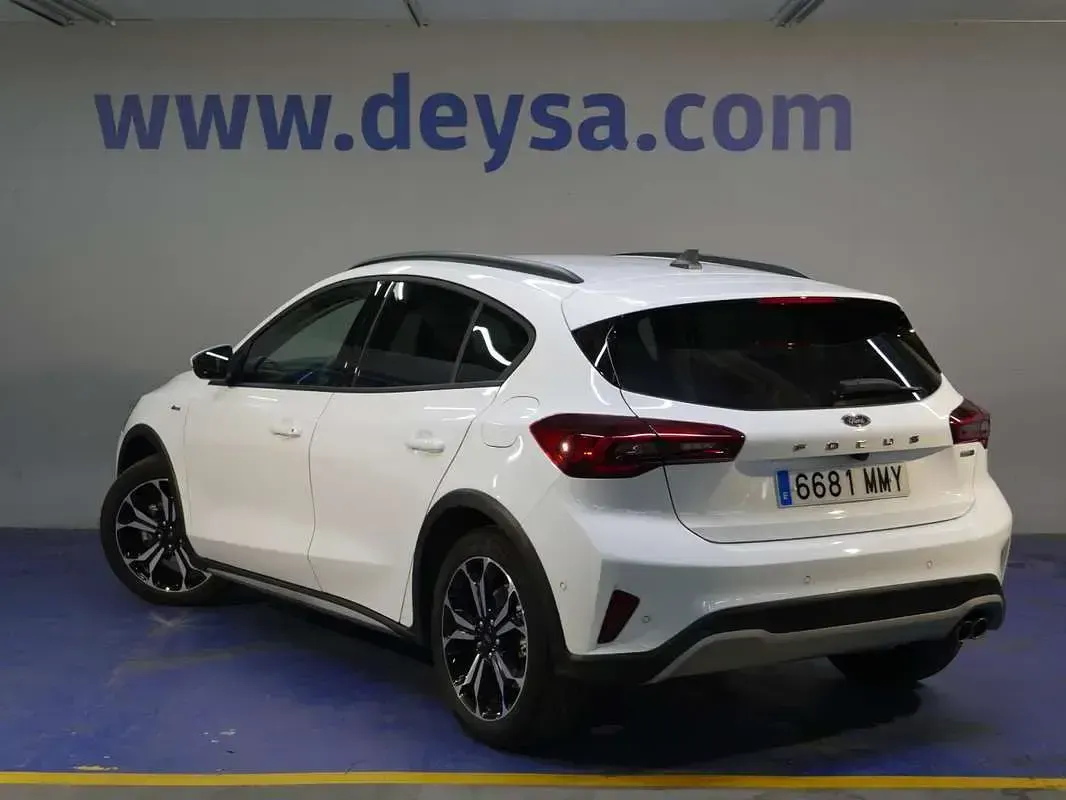 Usado Ford Focus Active X 155 CV (114 kW) 2024 Blanco Utilitario