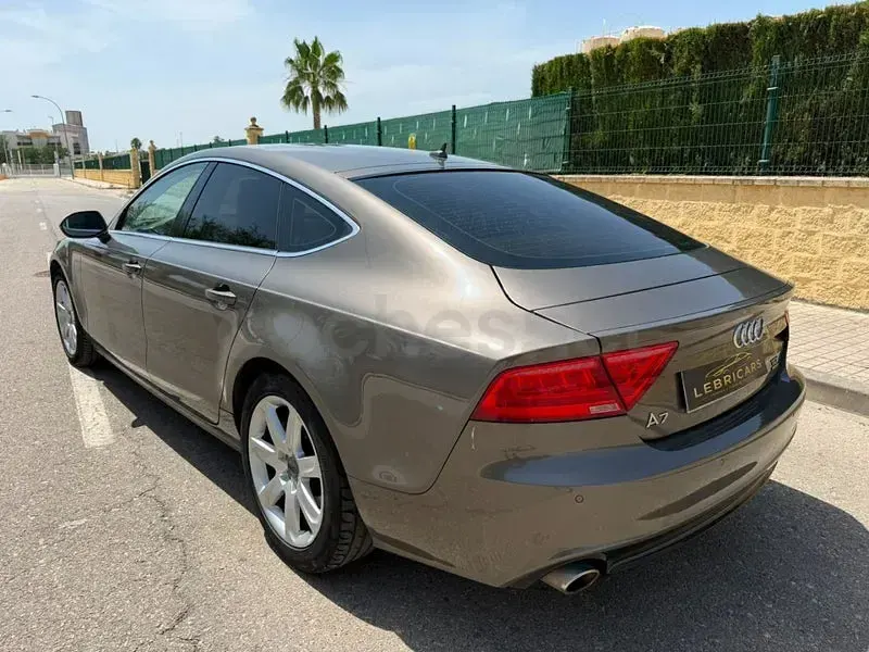 Usado Audi A7 Sportback 245 CV (180 kW) 2011 Beige Utilitario