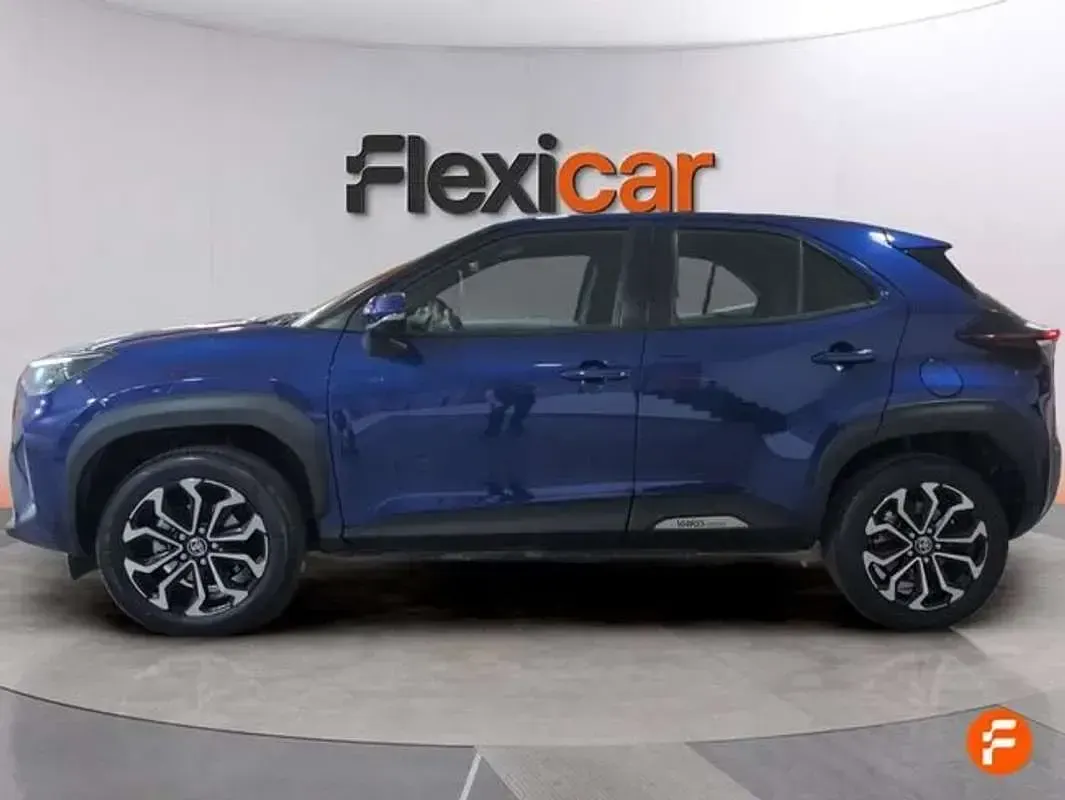 Usado Toyota Yaris Cross Active 116 CV (85 kW) 2022 Azul SUV