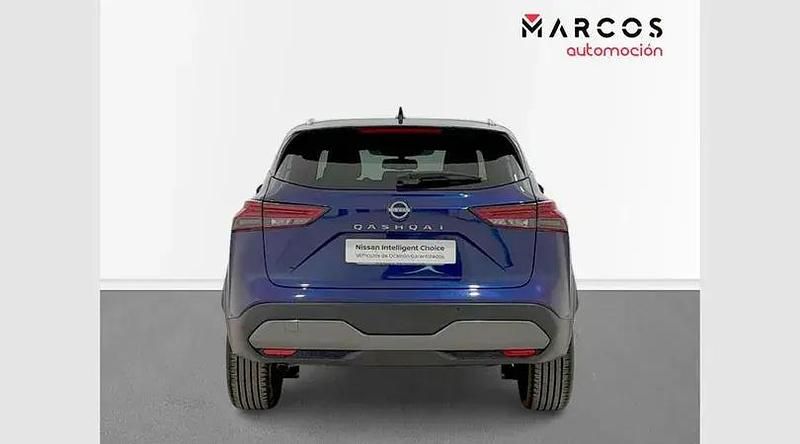 Usado Nissan Qashqai Tekna 140 CV (102 kW) 2022 Sapphire blue negroazul SUV