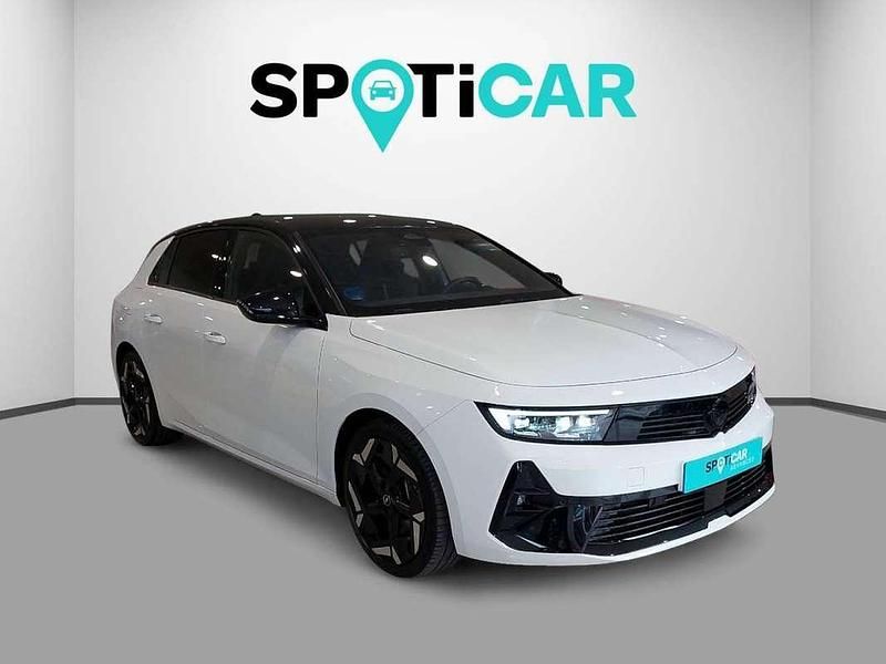 Blanco Usado 2023 Opel Astra GSe Utilitario | 23.900 € (Precio justo) - Imagen 1/4