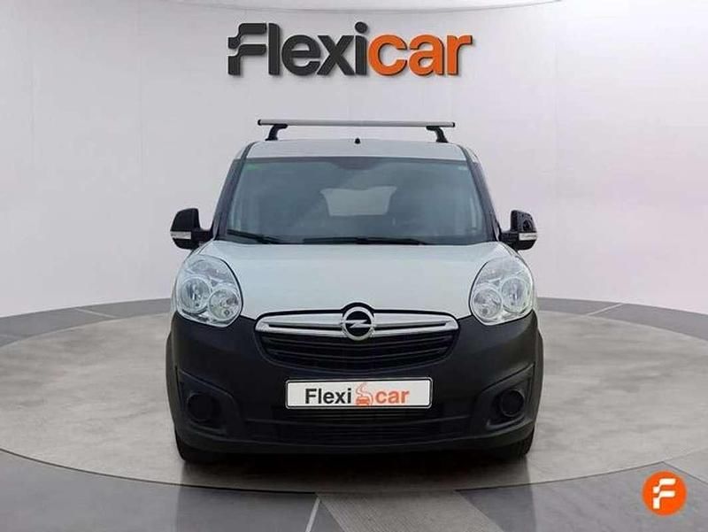Usado Opel Combo Life Expression 102 CV (75 kW) 2018 Blanco Monovolumen