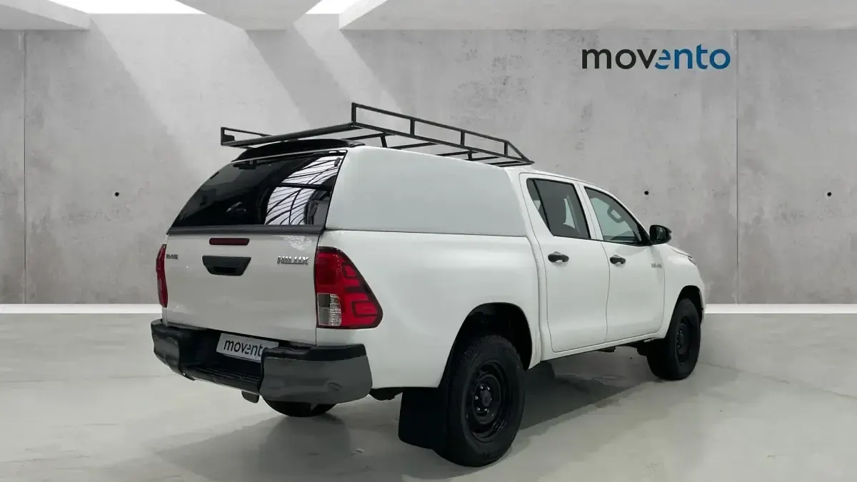 Usado Toyota HiLux 150 CV (110 kW) 2021 Blanco Pickup/Camioneta