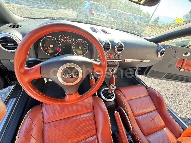Usado Audi TT Roadster 180 CV (132 kW) 2001 Negro Descapotable