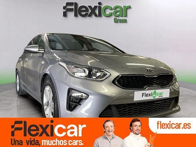 Gris Usado 2020 Kia Ceed Berlina | 16.490 € (Precio justo) - Imagen 1/4