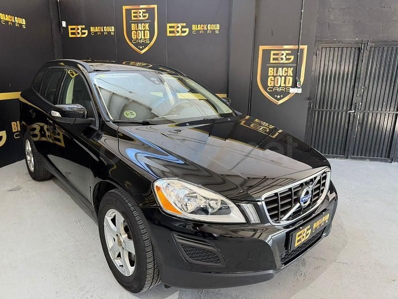 Usado Volvo XC60 Kinetic 163 CV (119 kW) 2013 Negro SUV