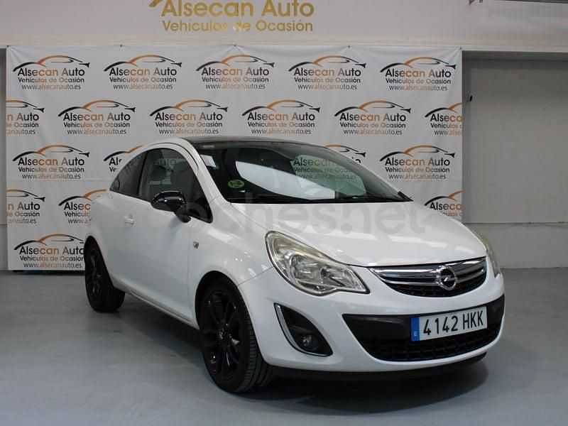 Usado Opel Corsa Selective 95 CV (69 kW) 2012 Blanco Utilitario