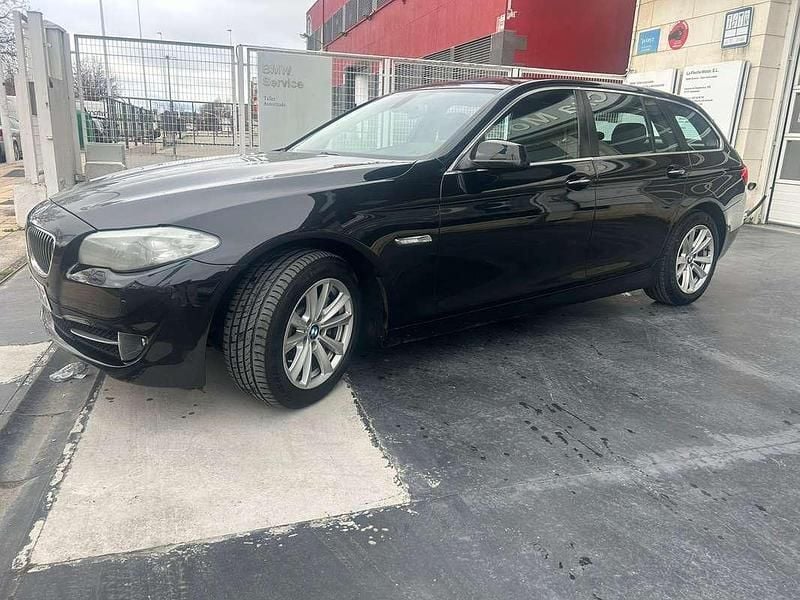 Usado BMW 525 204 CV (150 kW) 2011 Azul Familiar