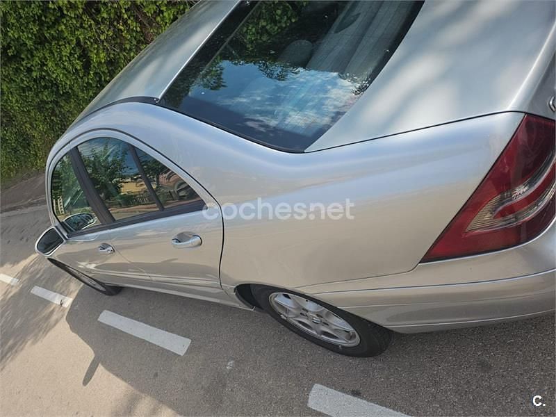 Gris / plata Usado 2004 Mercedes C220 Classic Berlina | 4500 € (Precio justo) - Imagen 1/3