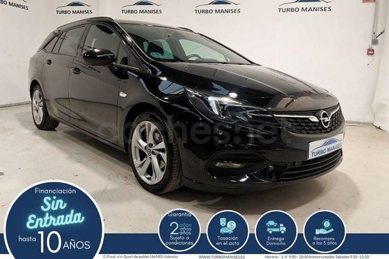 Usado Opel Astra Ultimate 145 CV (106 kW) 2021 Negro Familiar