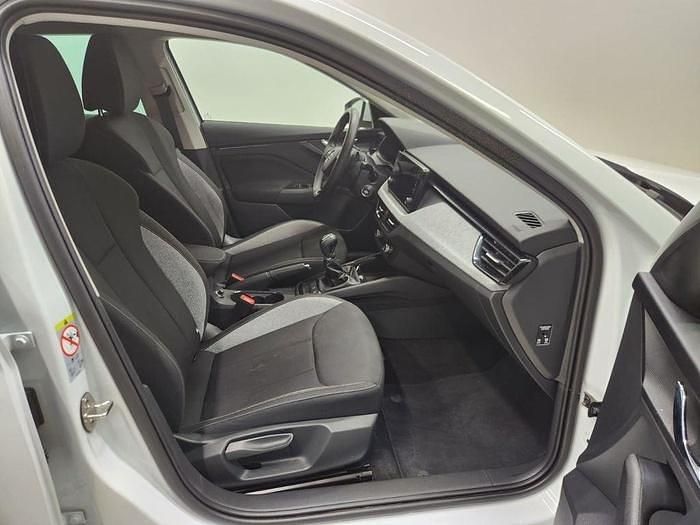 Usado Skoda Scala Selection 115 CV (84 kW) 2024 Blanco Utilitario