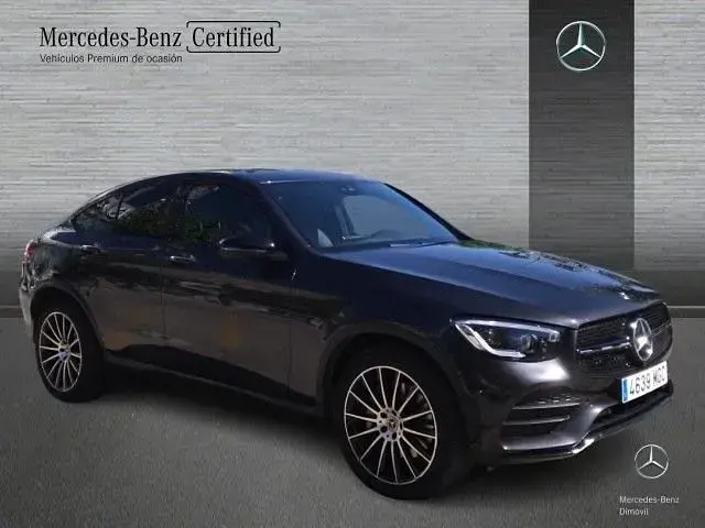 Usado Mercedes GLC220 AMG line 197 CV (144 kW) 2023 Gris grafito