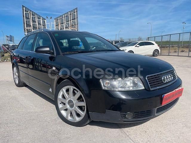 Negro Usado 2004 Audi A4 Premium Familiar | 3500 € (Precio justo) - Imagen 1/4