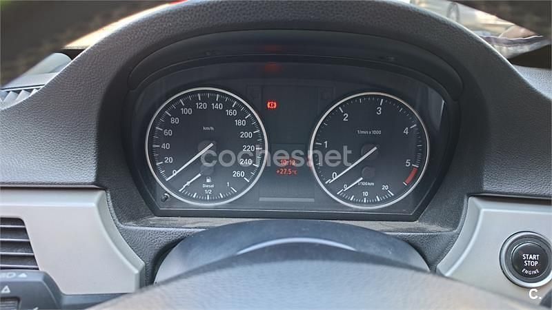 Negro Usado 2010 BMW 318 Berlina | 6900 € (Buen precio) - Imagen 1/4