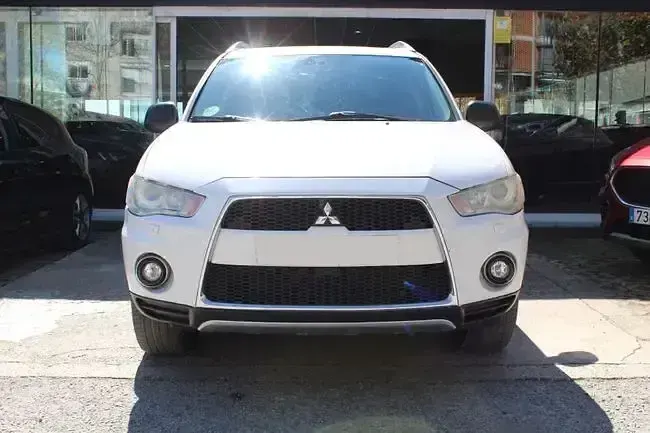 Usado Mitsubishi Outlander Motion 158 CV (116 kW) 2010 Blanco SUV