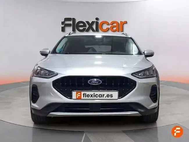 Usado Ford Focus Active 155 CV (114 kW) 2024 Gris Berlina