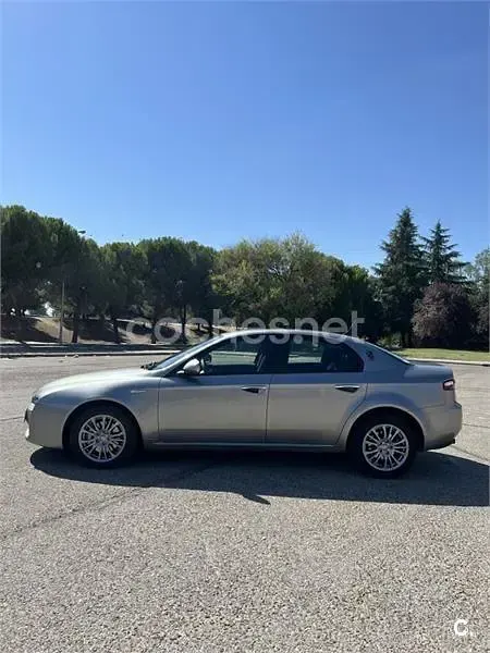 Usado Alfa Romeo 159 150 CV (110 kW) 2008 Gris / plata Berlina