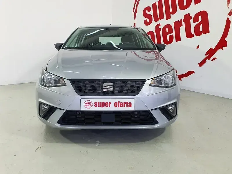 Usado Seat Ibiza Style 80 CV (58 kW) 2021 Gris / plata Utilitario