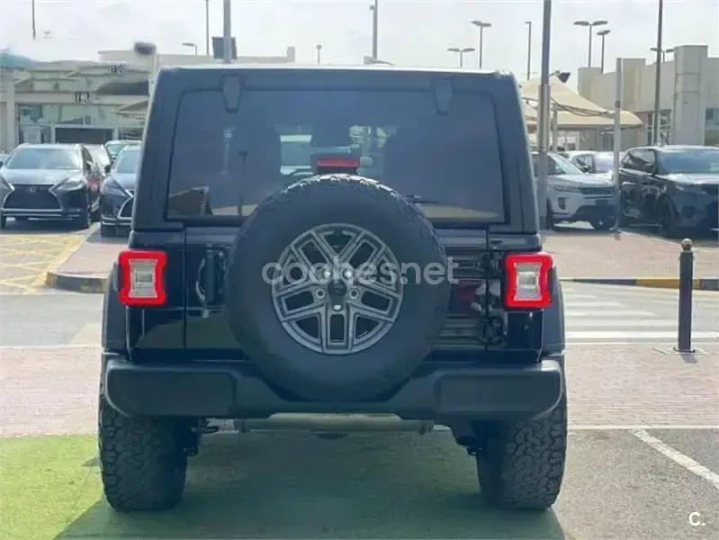Usado Jeep Wrangler Sahara 272 CV (200 kW) 2024 Negro SUV