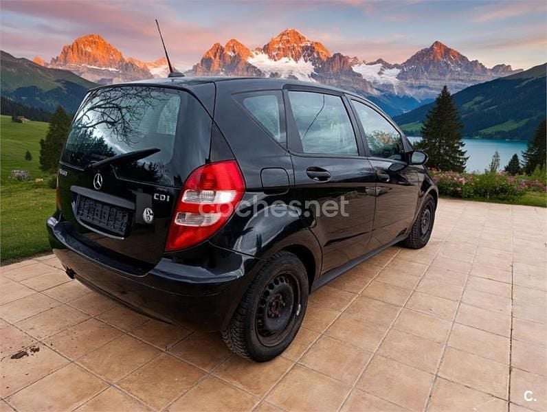 Usado Mercedes A160 Elegance 82 CV (60 kW) 2008 Negro Monovolumen