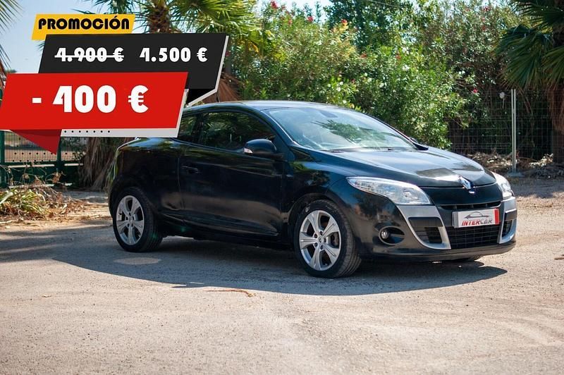 Negro Usado 2009 Renault Mégane III Dynamique Berlina | 4500 € (Un poco caro) - Imagen 1/4