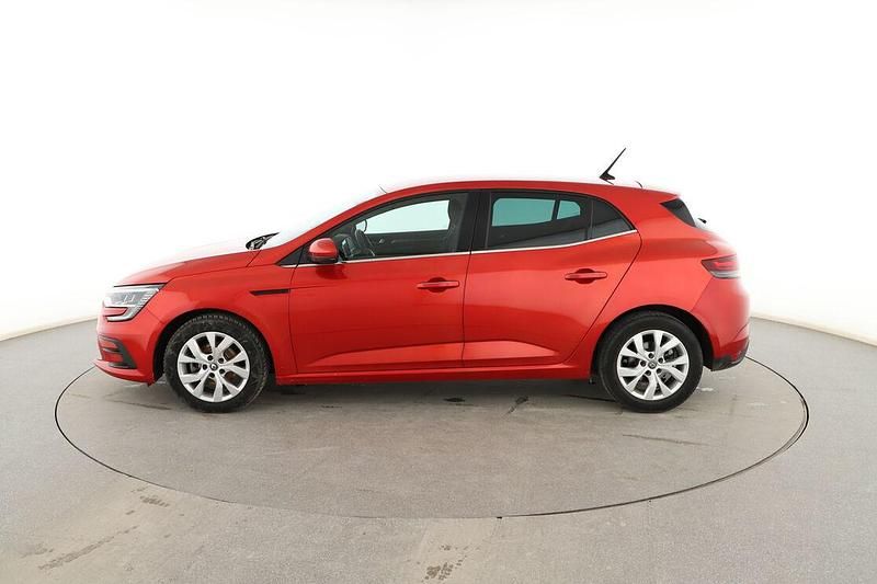 Usado Renault Mégane IV Intens 140 CV (102 kW) 2020 Rojo Berlina