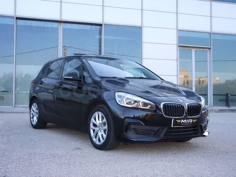 Usado BMW 225 Active Tourer iPerformance 220 CV (161 kW) 2021 Negro Monovolumen