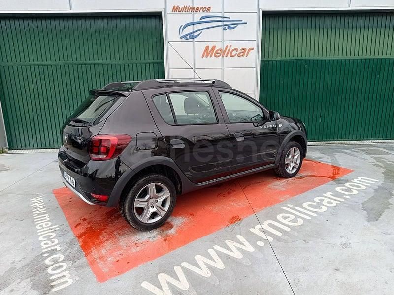 Usado Dacia Sandero Stepway 90 CV (66 kW) 2018 Negro Berlina