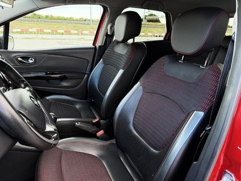 Usado Renault Captur Intens 90 CV (66 kW) 2015 Granate SUV